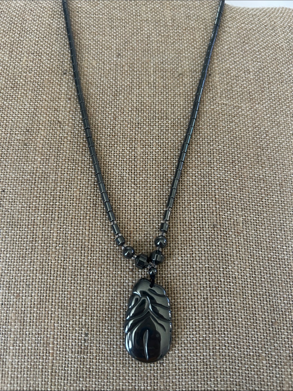 Elegant Black Beaded Pendant Necklace - Women's Jewelry